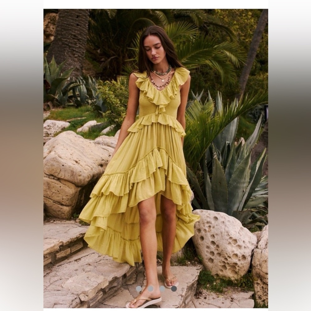 Free People Sunsational Midi Dress Sleeveless Ruffle Smocked Tiered size small